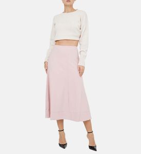 تنورة واسعة على شكل حرف A