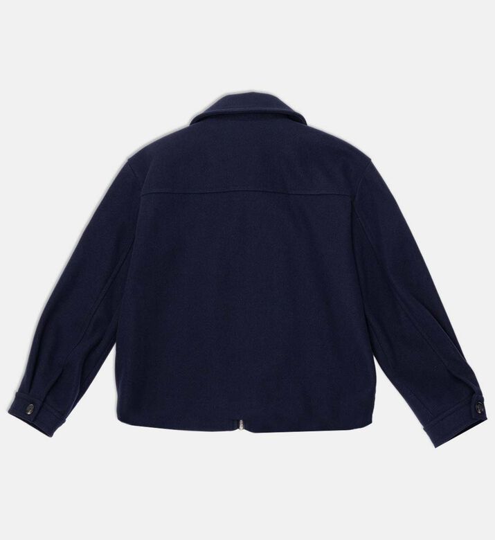 جاكيت بأكمام طويلة وجيوب بغطاء قلاب جاكيت بأكمام طويلة وجيوب بغطاء قلاب