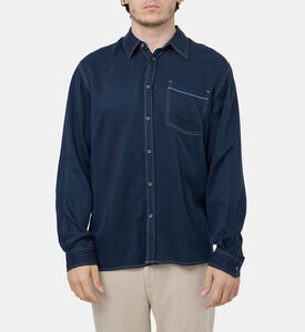 قميص بأكمام طويلة بجيب صدر دنيم