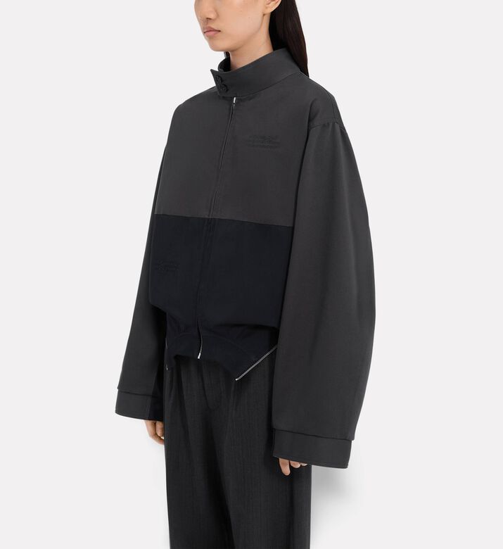 MM6 Jack Sport, Model View