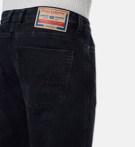 Diesel Jeans, Model View