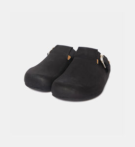 Travis Leather Closed-toe Clogs