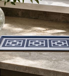 Baci Milano Infinity Tray 28.5 X 12.5 Cm, Model View