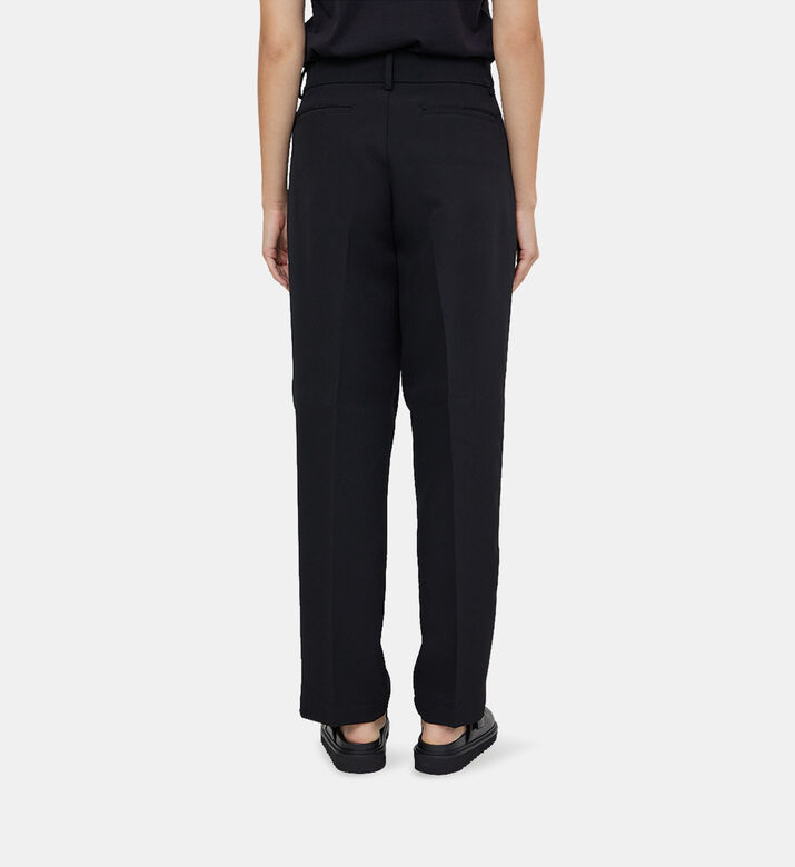 بنطال بخصر عالي واسع بقصة تضيق نحو الاسفل