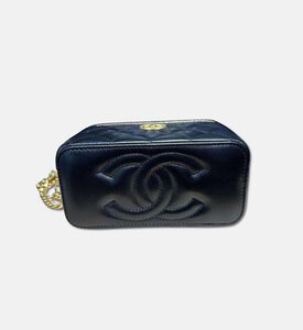 Chanel Chanel Black Lambskin Matelasse Chain Vanity Bag Preowned, Packshot View