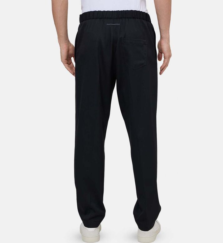 بنطال قصير برباط