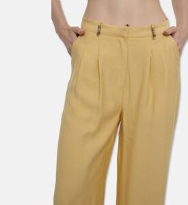 Ba and Sh Pleated Wide-leg Pants, Model View