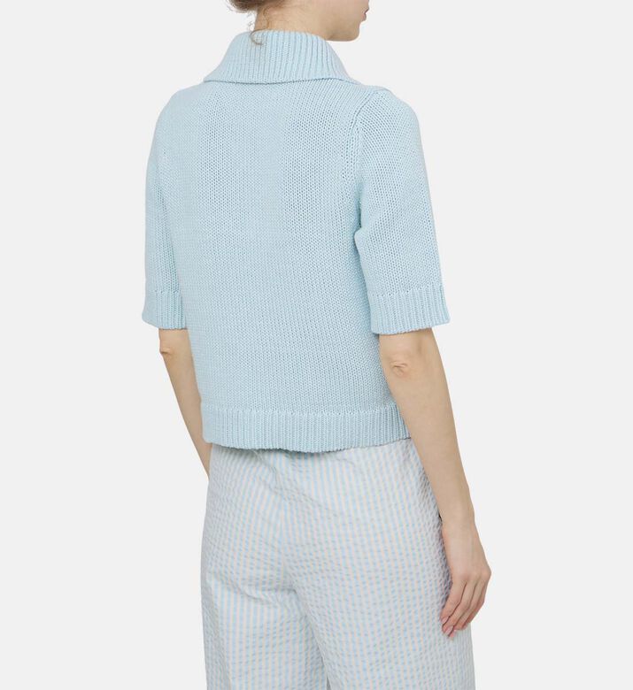 كارديغان بأزرار بشكل عقد كبيرة الحجم