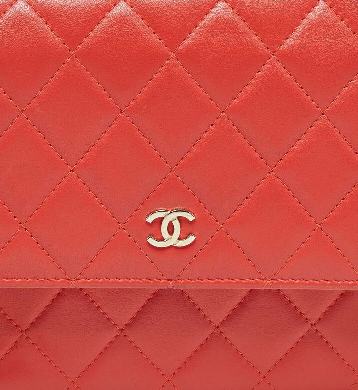 Chanel Chanel Quilted Leather Classic Wallet On Chain Preowned, Packshot View
