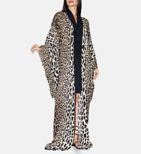 Niluu Kimon Anya, Model View