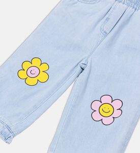 شورت جينز مزين بأزهار