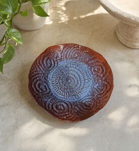 Noorena Ceramic Sea Palette Art Bowl, Model View