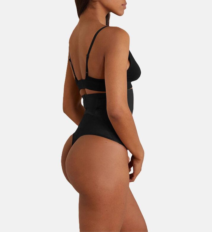 ثونغ عالي الخصر هوت كونتور