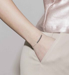 سوار بصف لؤلؤ