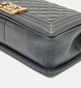 حقيبة جلد عجل معدنية مبطنة