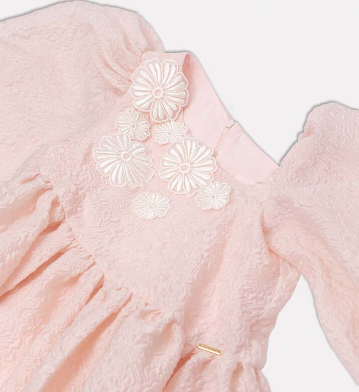 فستان واسع قصير الأكمام غير متماثل