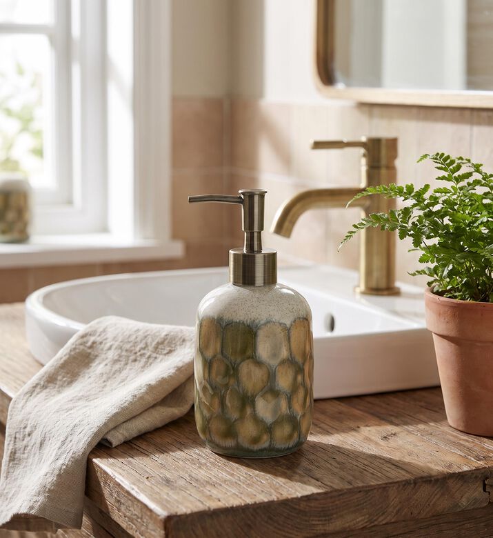 Andrea House Modern Soap Dispenser, Model View