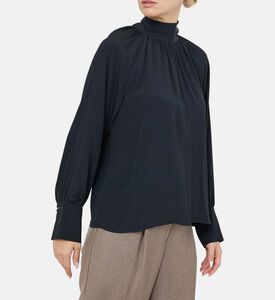 قميص فضفاض بياقة عالية