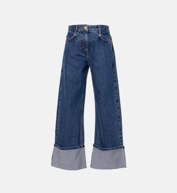 جينز بأرجل عريضة بطية