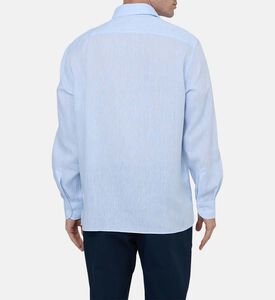 قميص كتان بلون فاتح