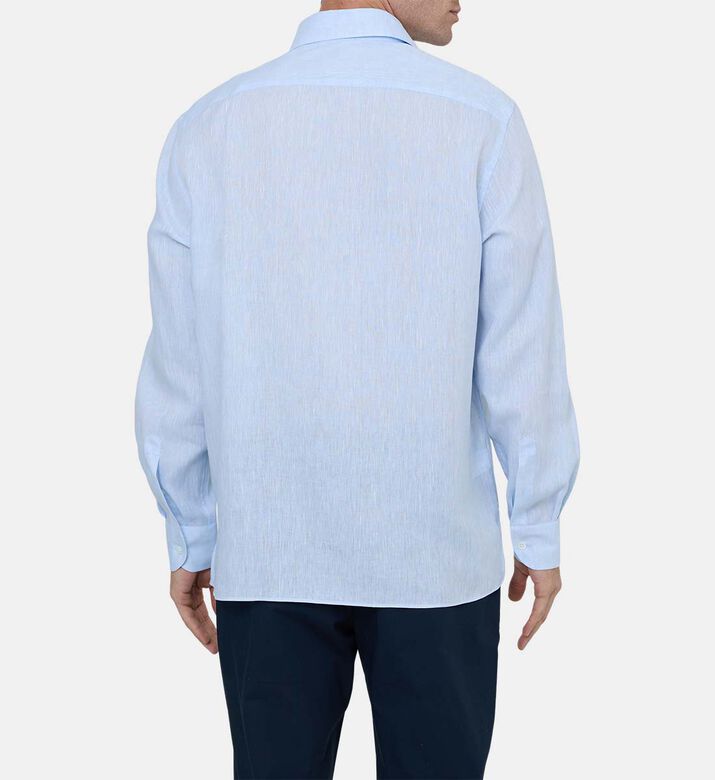 قميص كتان بلون فاتح