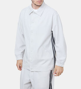 جاكيت بتفاصيل مخططة