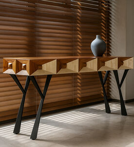 Home Deco and More Pyramid Console Table, Packshot View Home Deco and More Pyramid Console Table, Packshot View
