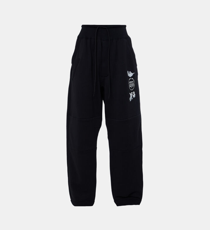 بنطال رياضي بتطريز شعار ورباط خصر