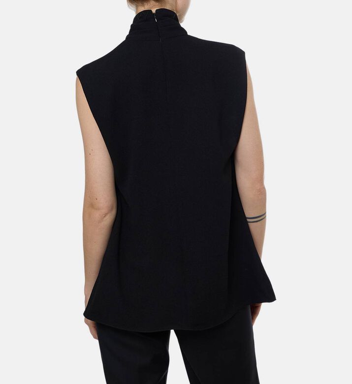 CAMILLA AND MARC Top Oriole, Model View