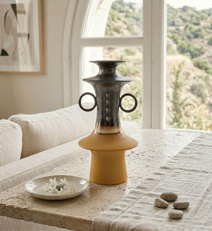 Versmissen Datoga Wood Bronze Teeth Vase, Packshot View
