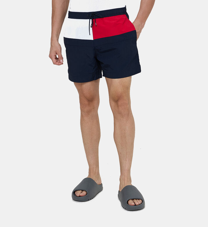 شورت سباحة بشعار شورت سباحة بشعار