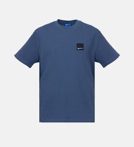 تيشيرت برقبة دائرية بنقشة وافل وشعار مطبوع