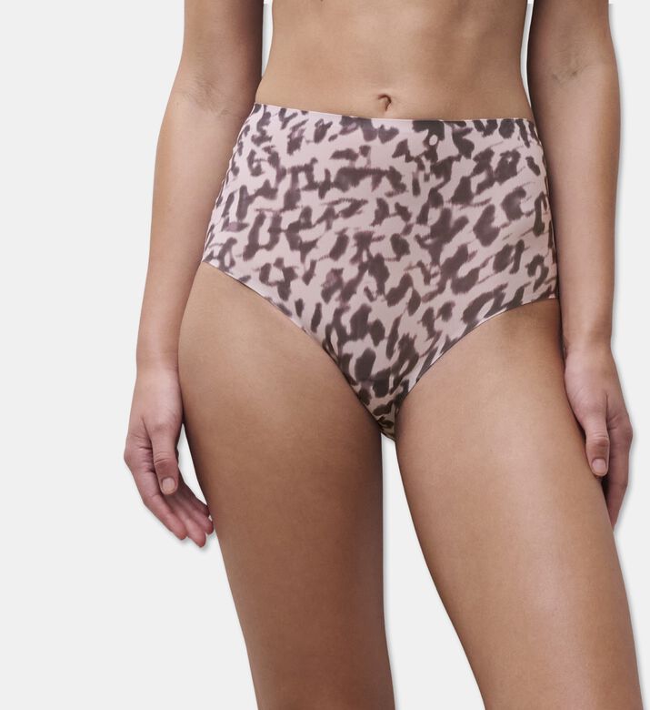 Chantelle High-rise Seamless Edges Full Briefs, Pink, Model View