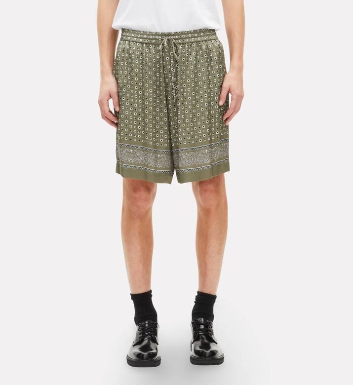 The Kooples Short Elastique, Model View