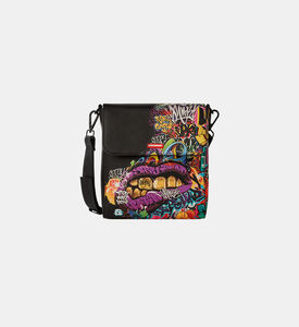 حقيبة مسنجر بطبعة غرافيك لشفاه