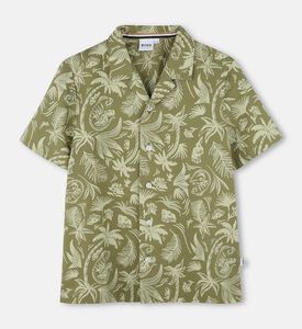 قميص بطبعة استوائية بإغلاق بأزرار