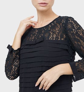 Bow Lace Detailed Dress Bow Lace Detailed Dress