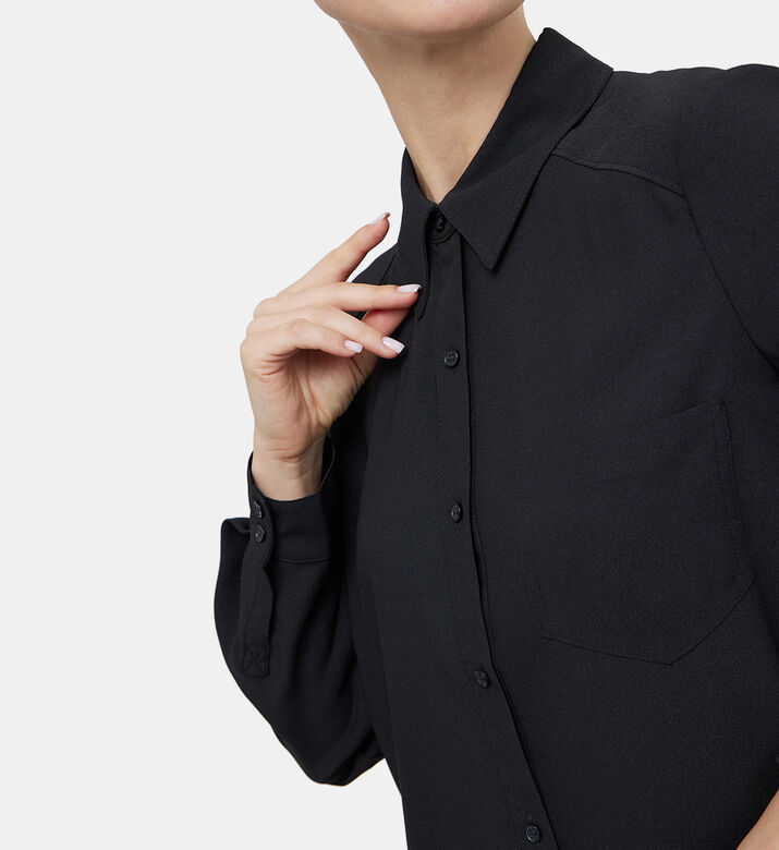 Loose Buttoned Pleated-back Shirt