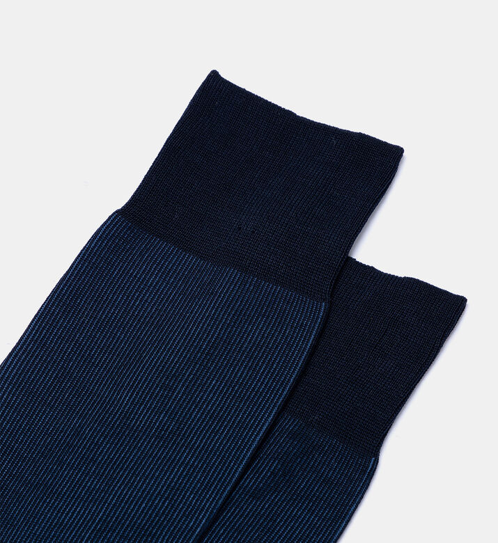 Fine Shadow Striped Socks