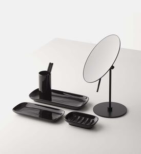 مرآة طاولة للمكياج دائرية الشكل