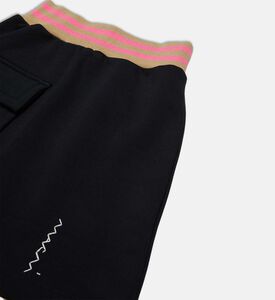 تنورة قصيرة بحزام مطاطي مخطط