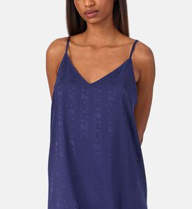 DKNY Chemise, Model View