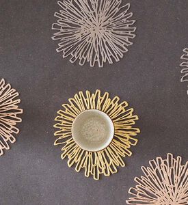 طقم قواعد الأكواب المضغوطة مزينة بالذهب 6 قطع