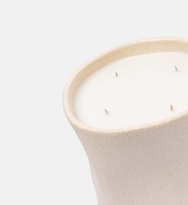 شمعة معطرة كبيرة بتصميم متموج