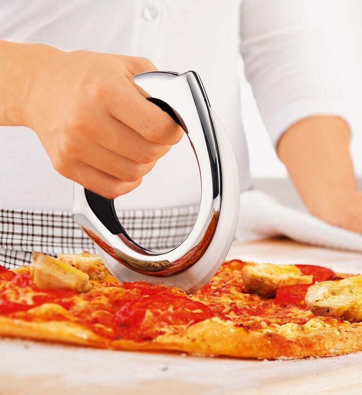 Roesle Pizza Wheel, Packshot View Roesle Pizza Wheel, Packshot View