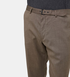 بنطال بحزام بقصة مستقيمة