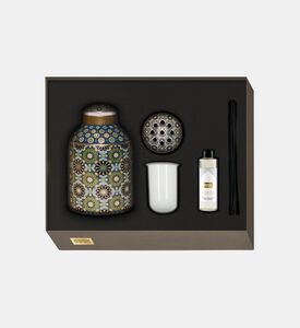 الناشر الأندلسي الخزفي