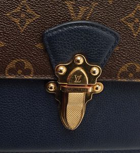 حقيبة فيكتوار لويس فويتون بنقشة العلامة وجزء أزرق داكن مملوكة مسبقًا