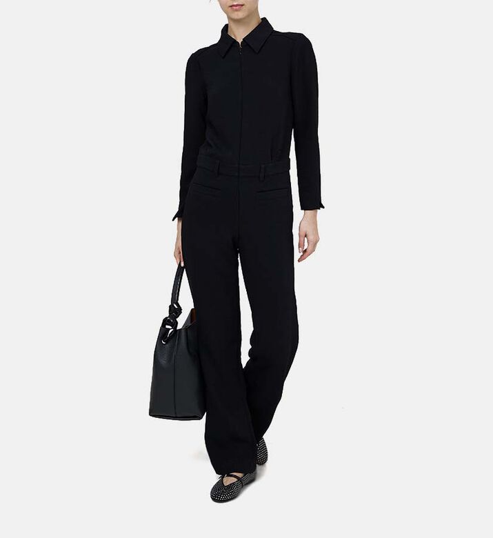 جمبسوت أوميزا بساق مستقيمة جمبسوت أوميزا بساق مستقيمة