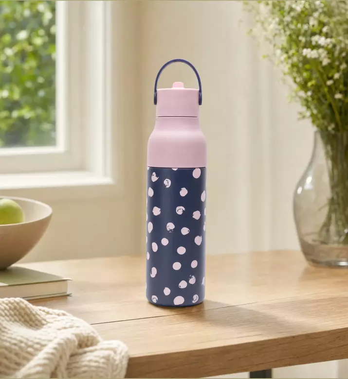 Lund London Sport Water Bottle Indigo Spots, Model View